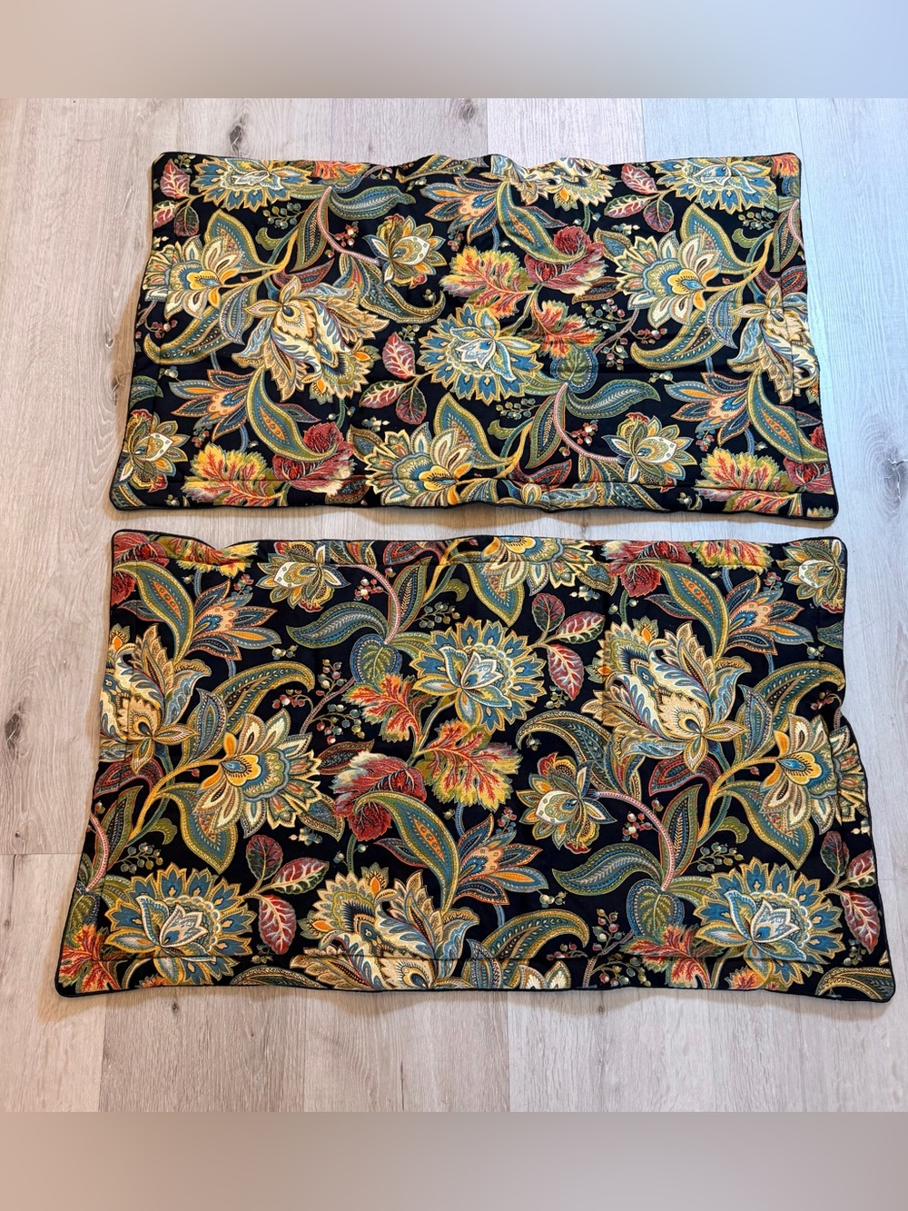 Vintage Biltmore x J. Queen NY King Floral Pillow Shams 🖤